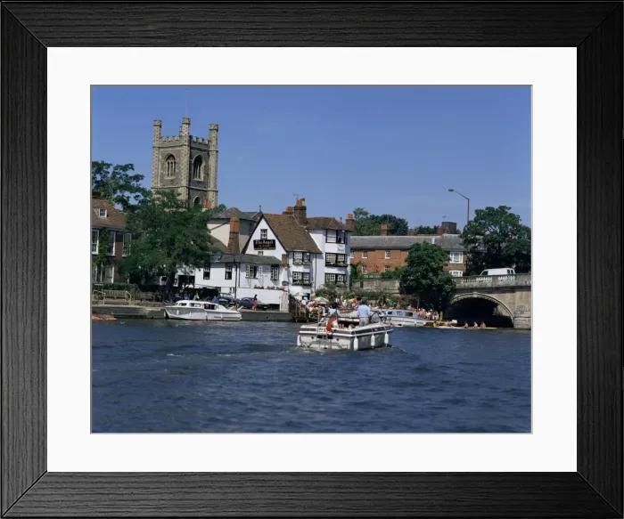 Framed Print : River Thames, Henley-on-Thames, Oxfordshire, England, United Kingdom, Europe Framed Print : River Thames, Henley-on-Thames, Oxfordshire, England, United Kingdom, Europe
