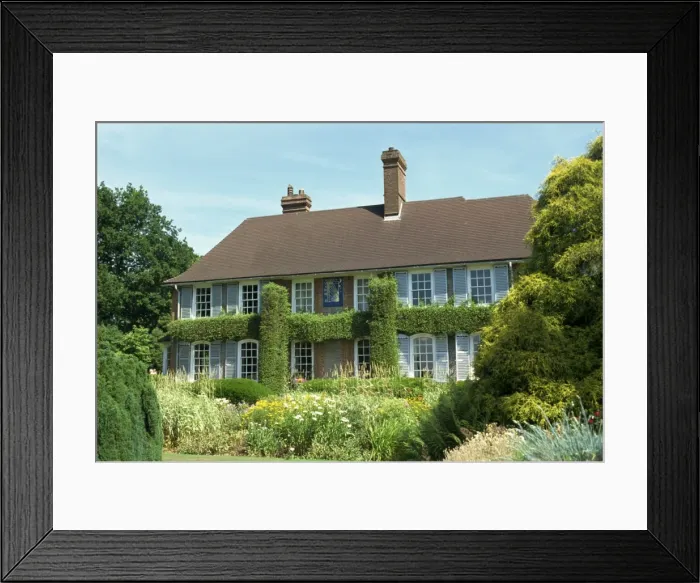 Framed Print : Nuffield House, home of Lord Nuffield of Morris Motors fame, Windsor, Berkshire Framed Print : Nuffield House, home of Lord Nuffield of Morris Motors fame, Windsor, Berkshire