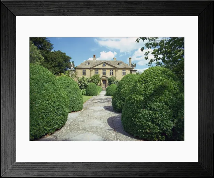 Framed Print : Tintinhull House, Somerset, England, United Kingdom, Europe Framed Print : Tintinhull House, Somerset, England, United Kingdom, Europe