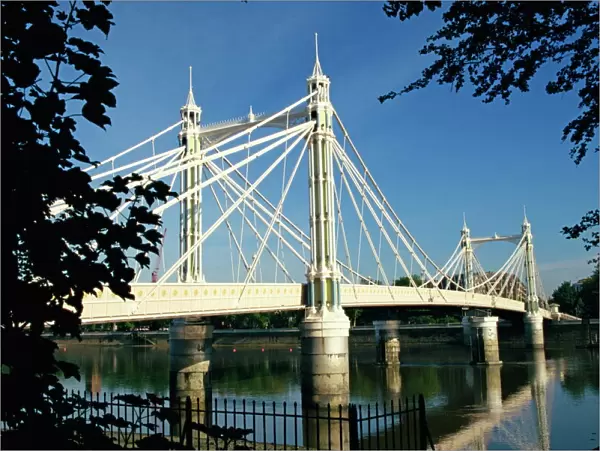Royal Albert Bridge, Chelsea, London, England, United Kingdom, Europe