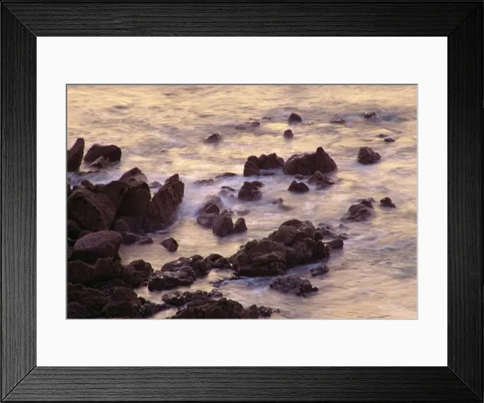 Framed Print : Sea breaking against rocks on the coast at Coverack, Cornwall, England Framed Print : Sea breaking against rocks on the coast at Coverack, Cornwall, England