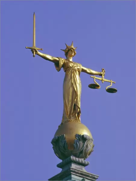The Scales of Justice above the Old Bailey Law Courts, Inns of Court, London, England, UK