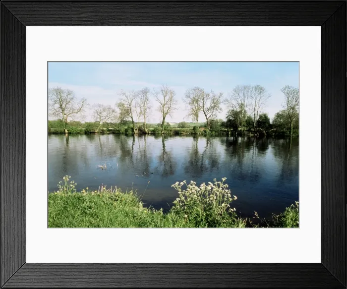 Framed Print : River Thames, Medmenham, Buckinghamshire, England, United Kingdom, Europe Framed Print : River Thames, Medmenham, Buckinghamshire, England, United Kingdom, Europe