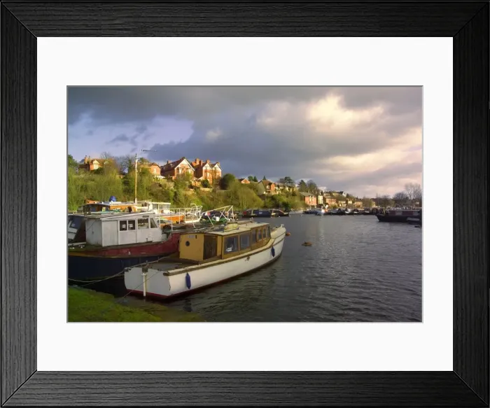 Framed Print : Diglis canal basin, junction of the River Severn and the Worcestershire Framed Print : Diglis canal basin, junction of the River Severn and the Worcestershire