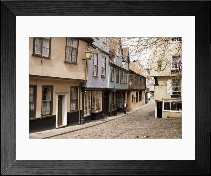 Framed Print : Elm Hill, Norwich, Norfolk, England, United Kingdom, Europe Framed Print : Elm Hill, Norwich, Norfolk, England, United Kingdom, Europe