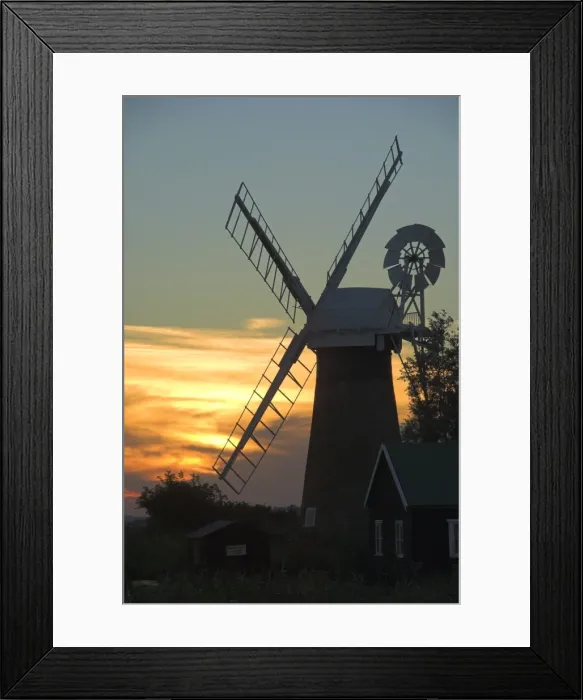 Framed Print : Thurne Broad, Norfolk, England, United Kingdom, Europe Framed Print : Thurne Broad, Norfolk, England, United Kingdom, Europe