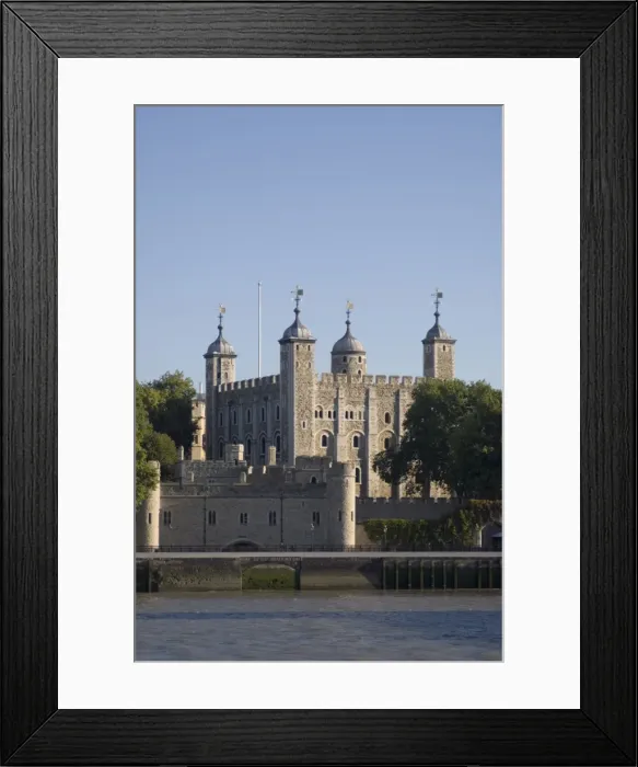 Framed Print : The Tower of London, London, England Framed Print : The Tower of London, London, England