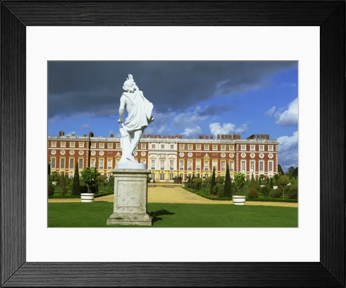 Framed Print : Privy Garden, Hampton Court, Surrey, England, United Kingdom, Europe Framed Print : Privy Garden, Hampton Court, Surrey, England, United Kingdom, Europe