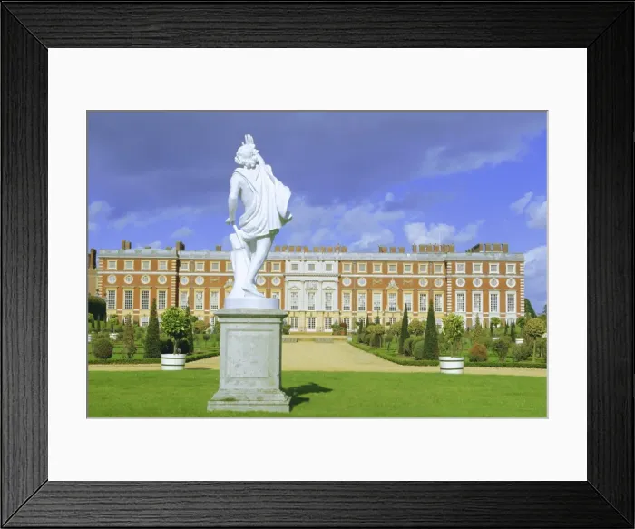 Framed Print : The Privy Garden, Hampton Court Palace, Hampton Court, Surrey, England, UK Framed Print : The Privy Garden, Hampton Court Palace, Hampton Court, Surrey, England, UK