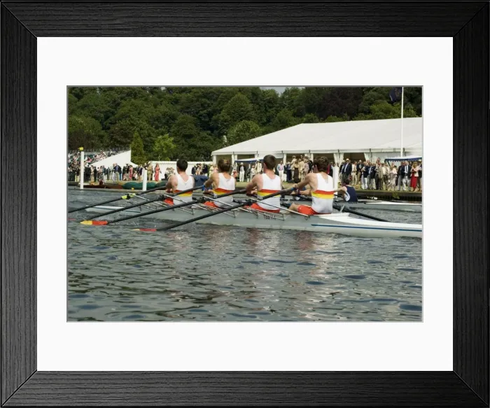 Framed Print : Rowing at the Henley Royal Regatta, Henley on Thames, England, United Kingdom, Europe Framed Print : Rowing at the Henley Royal Regatta, Henley on Thames, England, United Kingdom, Europe