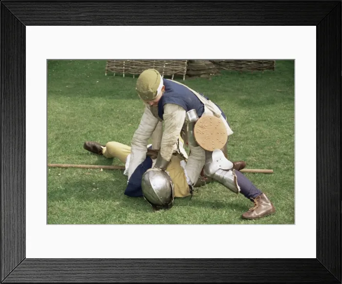Framed Print : Re-enactment of medieval combat, Wars of the Roses Society, Worcester, England