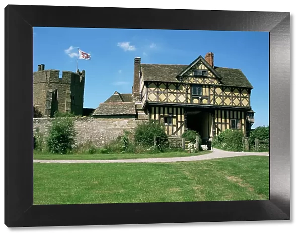 Gatehouse and south tower, Stokesay Castle, Shropshire, England, United Kingdom, Europe