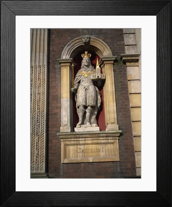 Framed Print : Charles I Statue, Guildhall, Worcester, England, United Kingdom, Europe Framed Print : Charles I Statue, Guildhall, Worcester, England, United Kingdom, Europe