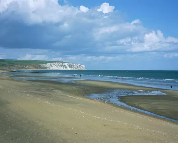 Beach view to Culver Cliff, Sandown, Isle of Wight, England, United Kingdom, Europe