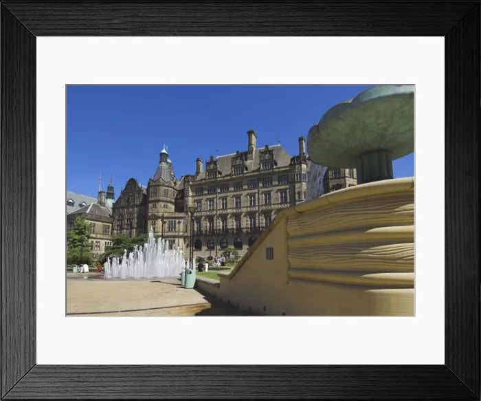 Framed Print : Peace gardens, fountains and Town Hall, Sheffield, Yorkshire, England, United Kingdom Framed Print : Peace gardens, fountains and Town Hall, Sheffield, Yorkshire, England, United Kingdom