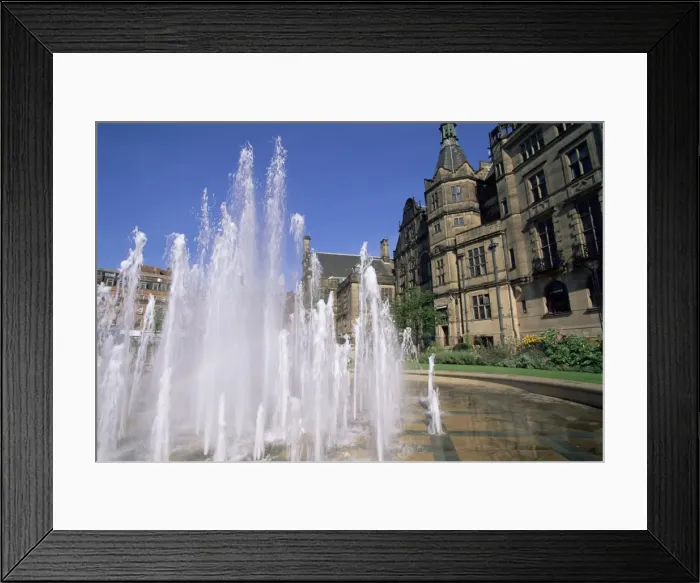 Framed Print : Town Hall and Peace Gardens, Sheffield, Yorkshire, England, United Kingdom, Europe Framed Print : Town Hall and Peace Gardens, Sheffield, Yorkshire, England, United Kingdom, Europe