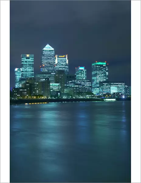 Canary Wharf, Docklands, viewed from Wapping, London, England, United Kingdom, Europe