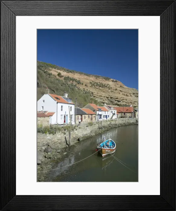 Framed Print : Staithes, North Yorkshire, England, United Kingdom, Europe Framed Print : Staithes, North Yorkshire, England, United Kingdom, Europe