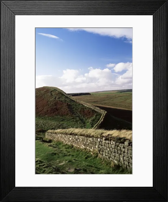 Framed Print : Roman Wall, Steelrigg, Hadrians Wall, UNESCO World Heritage Site, Northumbria Framed Print : Roman Wall, Steelrigg, Hadrians Wall, UNESCO World Heritage Site, Northumbria