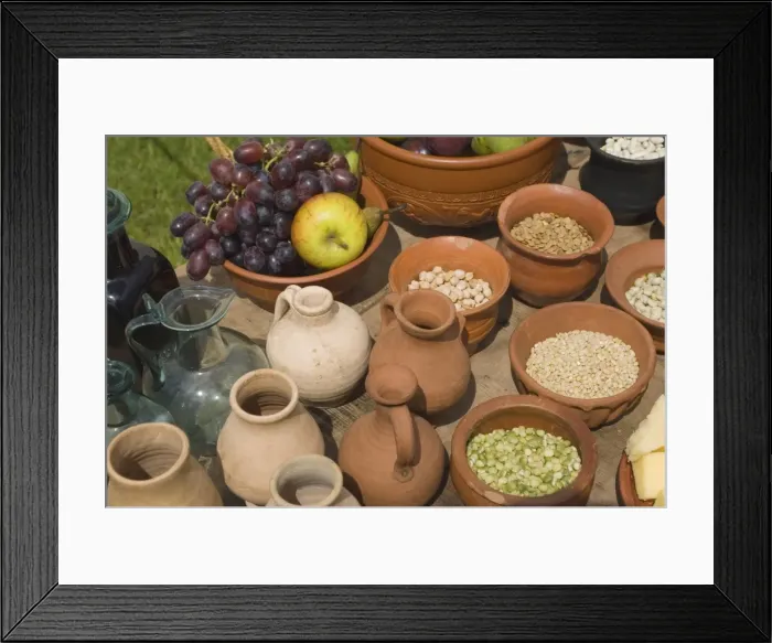 Framed Print : Utensils and food items believed available to Roman soldiers, Birdoswald Roman Fort