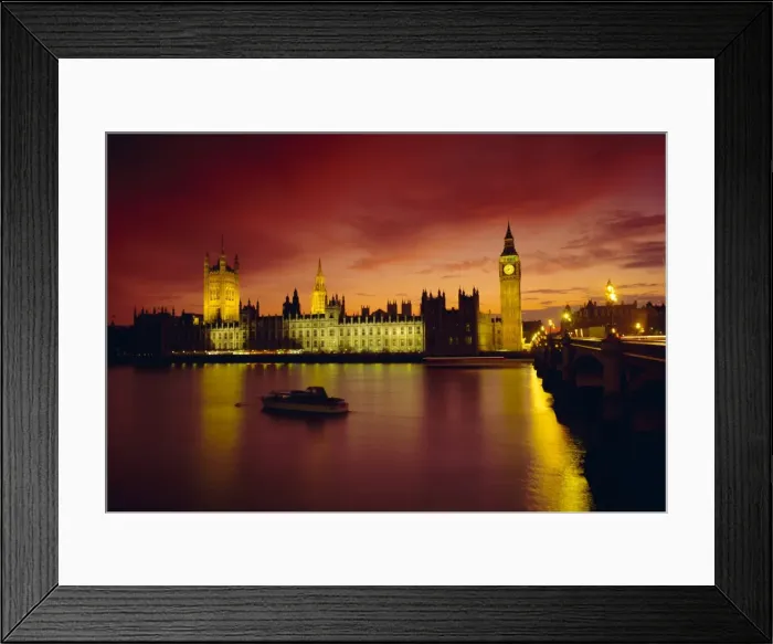 Framed Print : The River Thames and Houses of Parliament at night, London, England, UK Framed Print : The River Thames and Houses of Parliament at night, London, England, UK