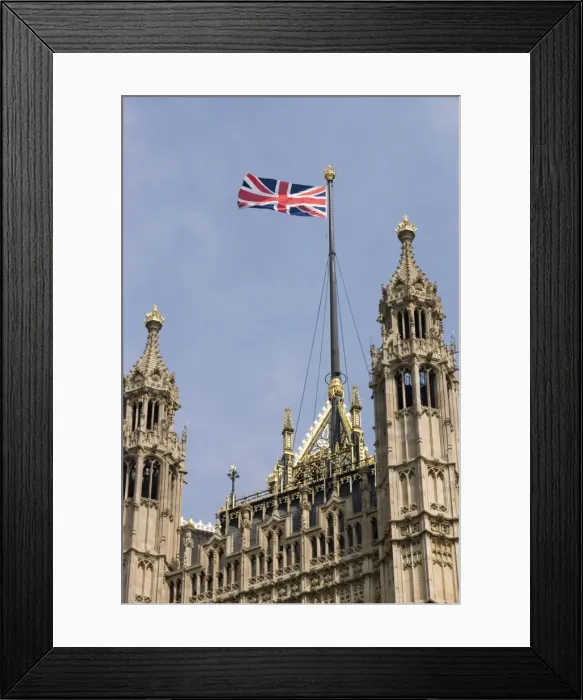 Framed Print : Union flag flying over the Palace of Westminster, Houses of Parliament