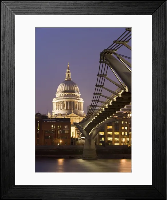 Framed Print : Millennium Bridge and St. Pauls Cathedral, illuminated at dusk, London Framed Print : Millennium Bridge and St. Pauls Cathedral, illuminated at dusk, London