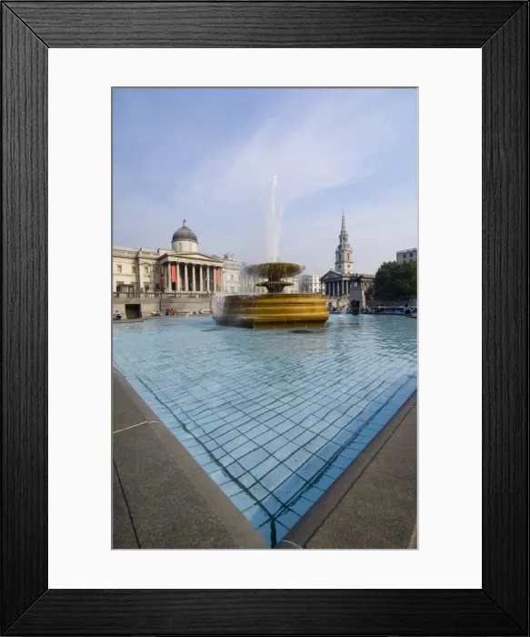 Framed Print : Trafalgar Square, London, England, United Kingdom, Europe Framed Print : Trafalgar Square, London, England, United Kingdom, Europe