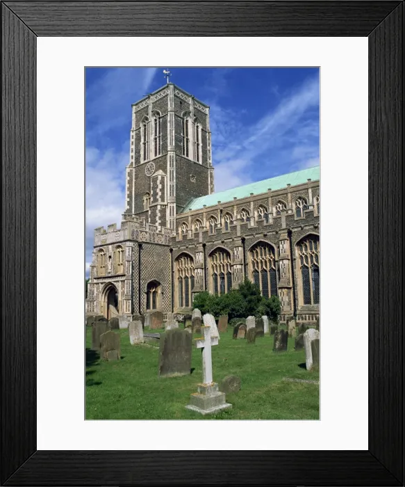 Framed Print : Exterior of the Christian church and graveyard, Southwold, Suffolk, England Framed Print : Exterior of the Christian church and graveyard, Southwold, Suffolk, England