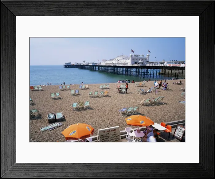 Framed Print : The Palace Pier and beach, Brighton, Sussex, England, United Kingdom, Europe Framed Print : The Palace Pier and beach, Brighton, Sussex, England, United Kingdom, Europe