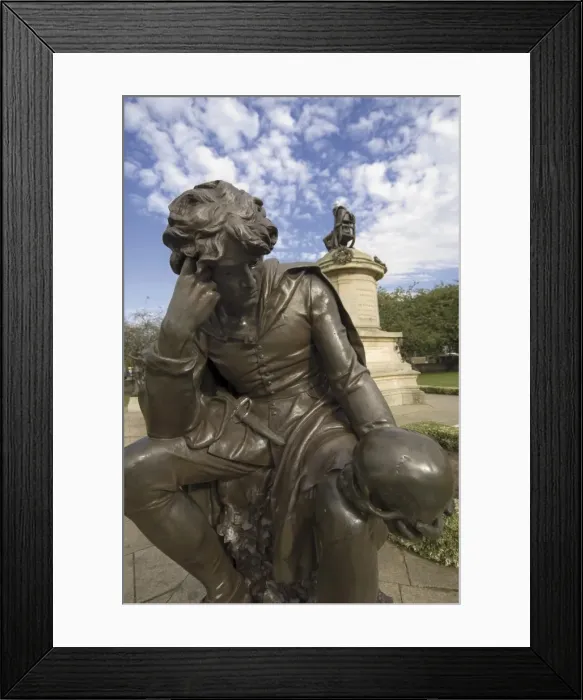 Framed Print : Statue of Hamlet with William Shakespeare behind, Stratford upon Avon, Warwickshire Framed Print : Statue of Hamlet with William Shakespeare behind, Stratford upon Avon, Warwickshire