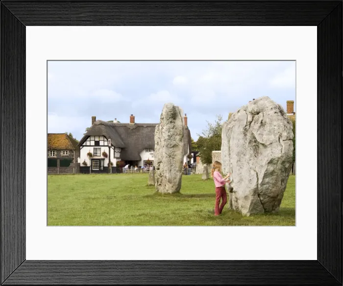 Framed Print : Standing stones, Avebury, UNESCO World Heritage Site, Wiltshire, England Framed Print : Standing stones, Avebury, UNESCO World Heritage Site, Wiltshire, England