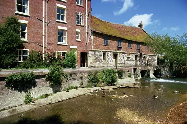 Old mill near Salisbury, Wiltshire, England, United Kingdom, Europe