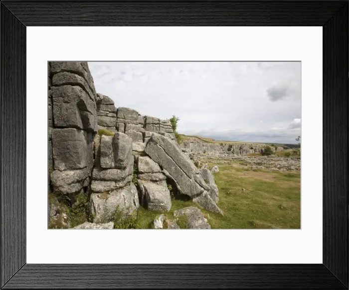 Framed Print : Limestone pavement and weathering above Malham Cove, Yorkshire Dales National Park Framed Print : Limestone pavement and weathering above Malham Cove, Yorkshire Dales National Park