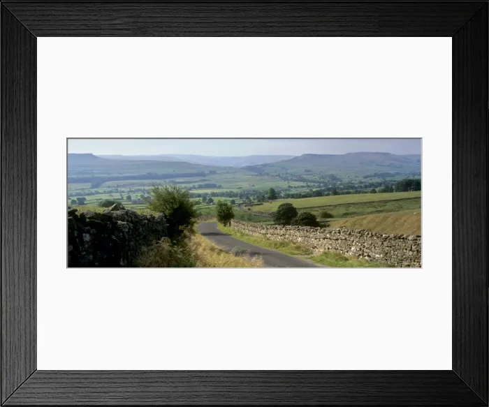Framed Print : Road towards Wensleydale valley, Yorkshire Dales National Park, Yorkshire Framed Print : Road towards Wensleydale valley, Yorkshire Dales National Park, Yorkshire