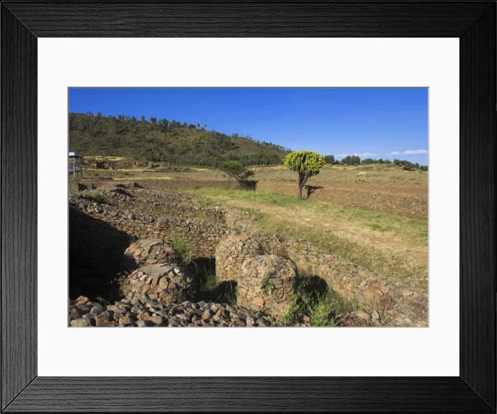 Framed Print : Queen of Shebas Palace (Dungur), Axum, Ethiopia, Africa Framed Print : Queen of Shebas Palace (Dungur), Axum, Ethiopia, Africa