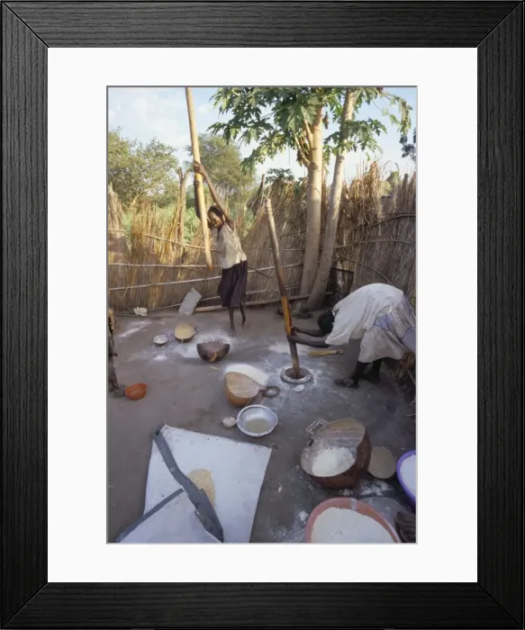 Framed Print : Batour village of the Anouak (Anuak) ethnic people, edge of Lake Tata, Ilubador state Framed Print : Batour village of the Anouak (Anuak) ethnic people, edge of Lake Tata, Ilubador state