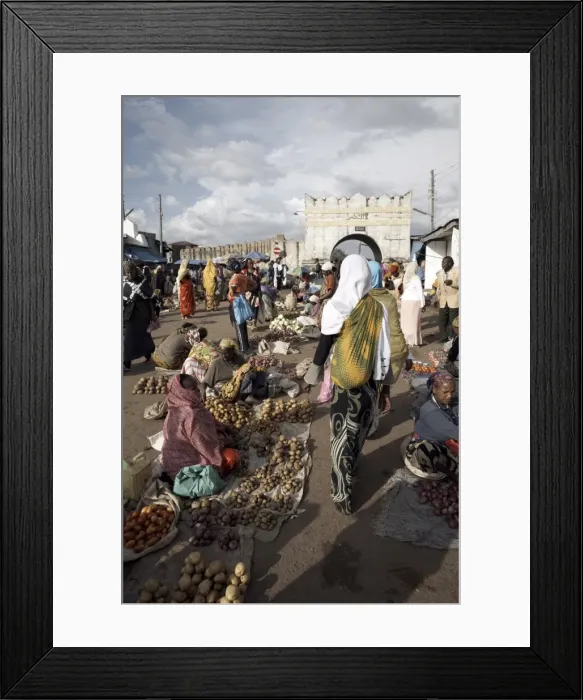 Framed Print : The market at the entrance to the Shoa Gate, one of six gates leading into the walled city of Harar Framed Print : The market at the entrance to the Shoa Gate, one of six gates leading into the walled city of Harar