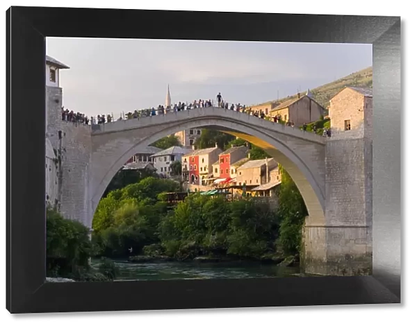 The famous Old Bridge of Mostar built in 1566, destroyed in 1993, rebuilt in 2004 as the New Old Bridge, Mostar, Herzegovina, Bosnia and Herzegovina