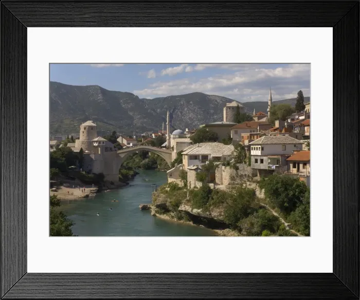 Framed Print : The new Old Bridge over the fast flowing River Neretva, Mostar, Bosnia Framed Print : The new Old Bridge over the fast flowing River Neretva, Mostar, Bosnia