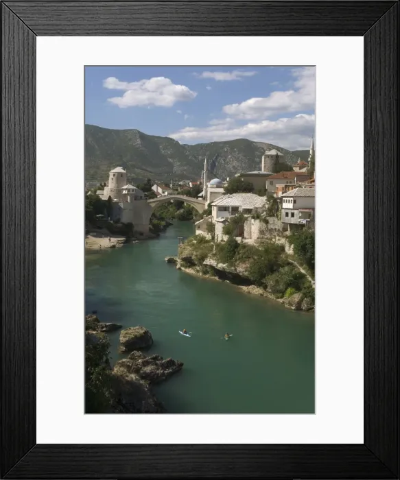 Framed Print : The new Old Bridge over the fast flowing River Neretva, Mostar, Bosnia Framed Print : The new Old Bridge over the fast flowing River Neretva, Mostar, Bosnia
