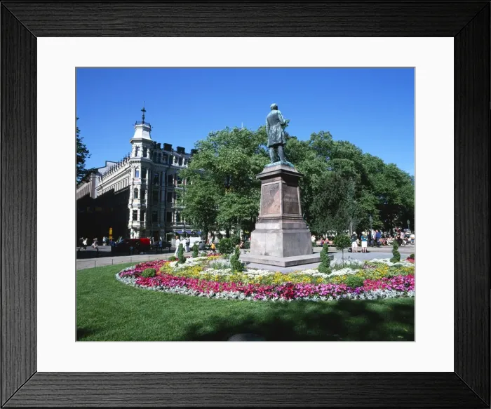 Framed Print : City centre park in the summer, Helsinki, Finland, Scandinavia, Europe