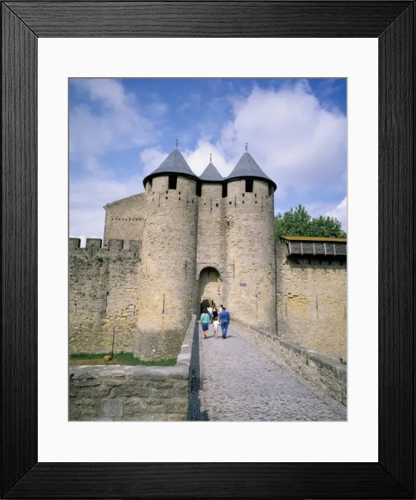 Framed Print : Carcassonne, Languedoc-Roussilon, France Framed Print : Carcassonne, Languedoc-Roussilon, France