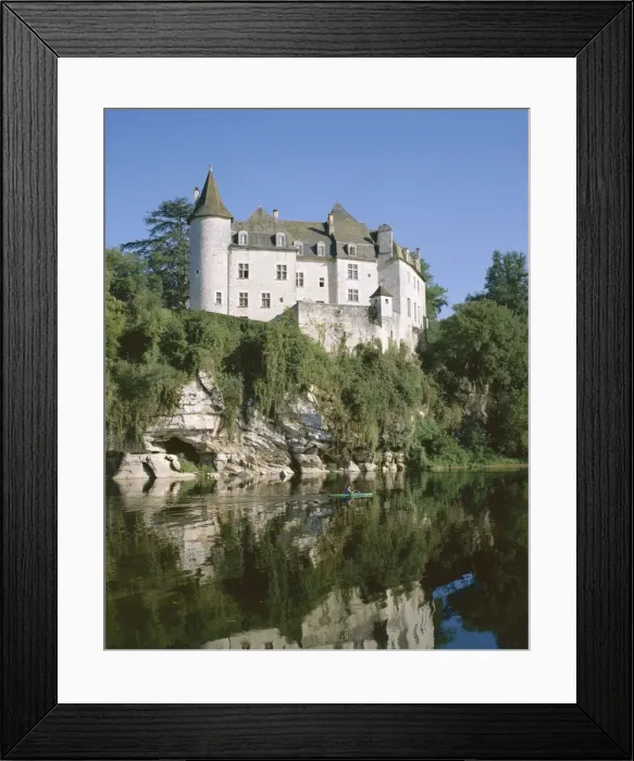 Framed Print : La Treyne Chateau, reflected in the water of the River Dordogne, Aquitaine Framed Print : La Treyne Chateau, reflected in the water of the River Dordogne, Aquitaine