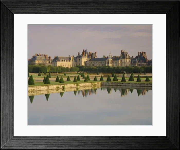 Framed Print : Chateau de Fontainebleau, Fontainebleau, Seine-et-Marne, Ile de France, France, Europe Framed Print : Chateau de Fontainebleau, Fontainebleau, Seine-et-Marne, Ile de France, France, Europe