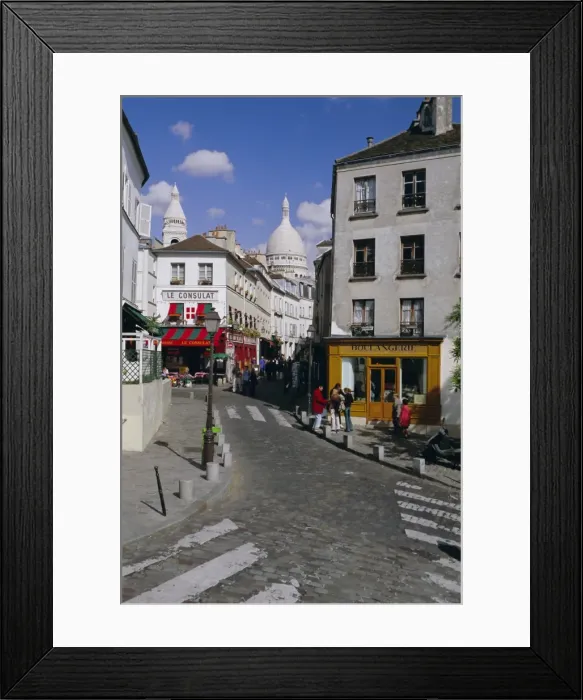 Framed Print : Street scene and the dome of the basilica of Sacre Coeur, Montmartre, Paris Framed Print : Street scene and the dome of the basilica of Sacre Coeur, Montmartre, Paris