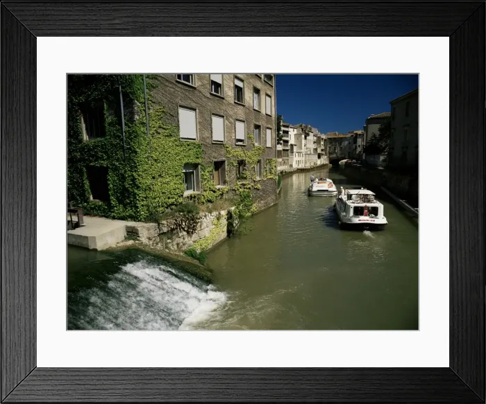Framed Print : Canal de la Robine, Narbonne, Languedoc, France, Europe Framed Print : Canal de la Robine, Narbonne, Languedoc, France, Europe