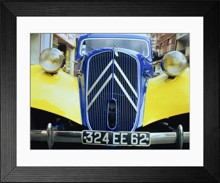 Framed Print : Close-up of front radiator, number plate and lamps on a Citroen 4CV in France, Europe Framed Print : Close-up of front radiator, number plate and lamps on a Citroen 4CV in France, Europe