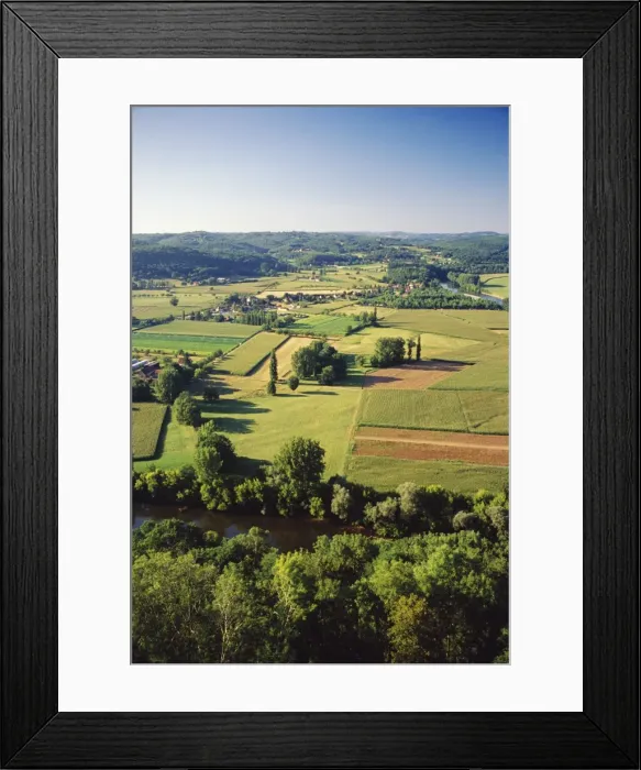 Framed Print : Aerial view of countryside and River Dordogne taken from the bastide town of Domme Framed Print : Aerial view of countryside and River Dordogne taken from the bastide town of Domme