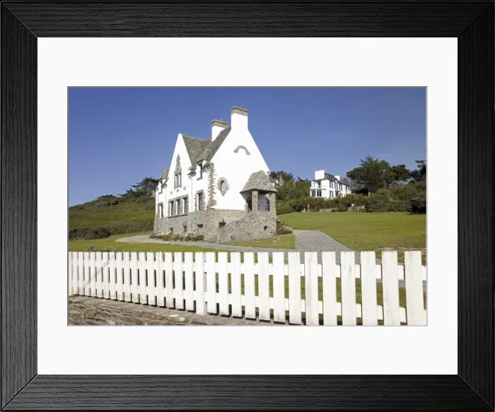 Framed Print : Holiday houses in the resort town of Loquirec, on the Armorican corniche Framed Print : Holiday houses in the resort town of Loquirec, on the Armorican corniche